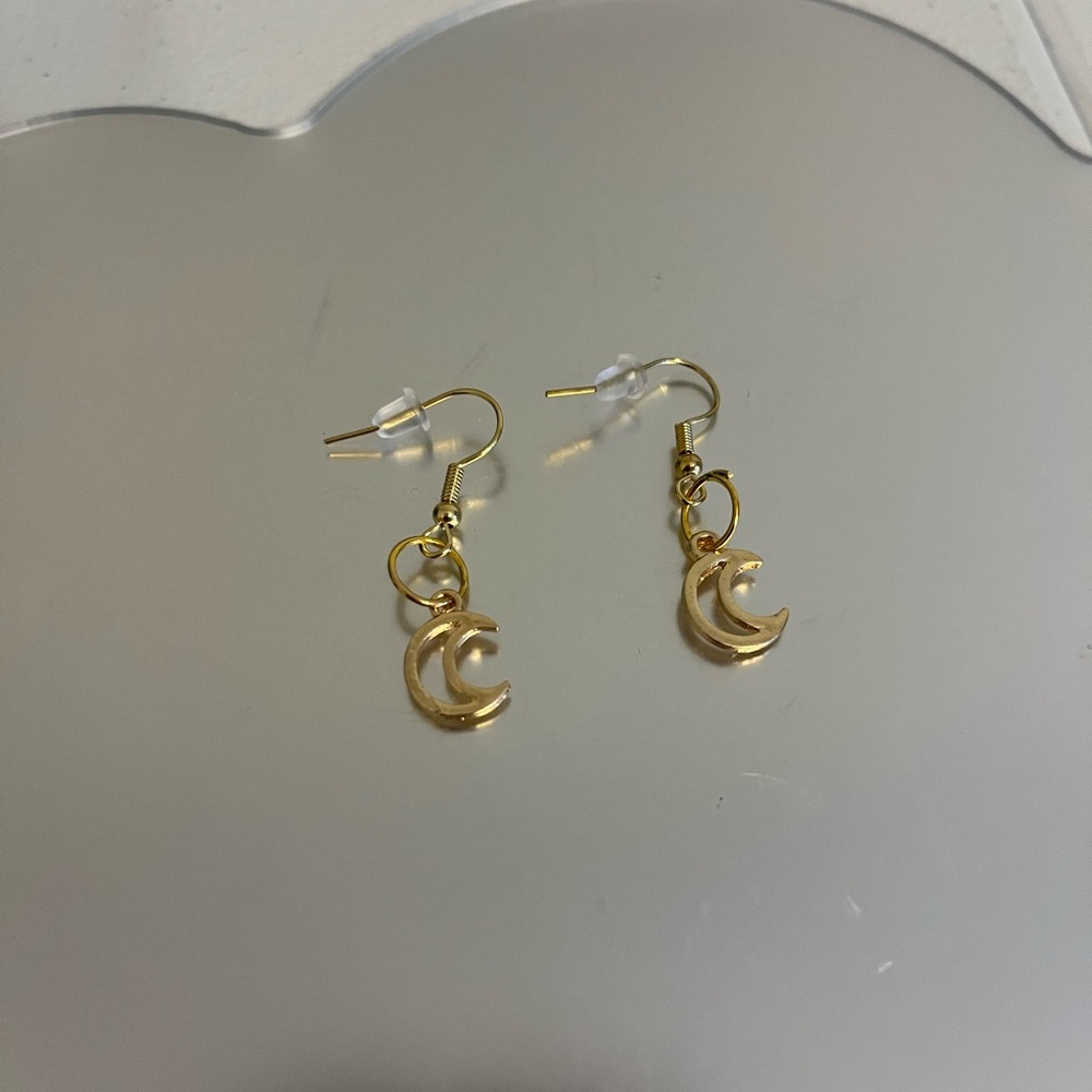 Moon earrings